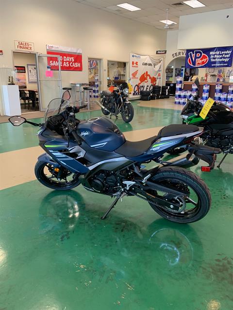 2022 Kawasaki Ninja 400 ABS in Newnan, Georgia - Photo 2