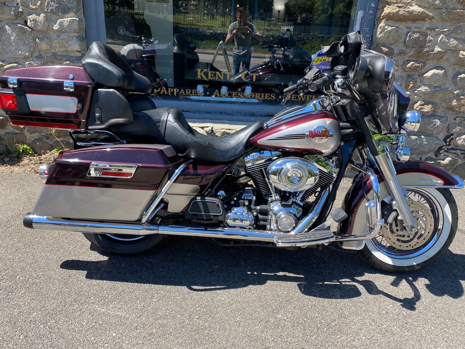Used 2007 Harley Davidson Ultra Classic Electra Glide Motorcycles In Kent Ct C601032 Two Tone Burgundy Creme Silver