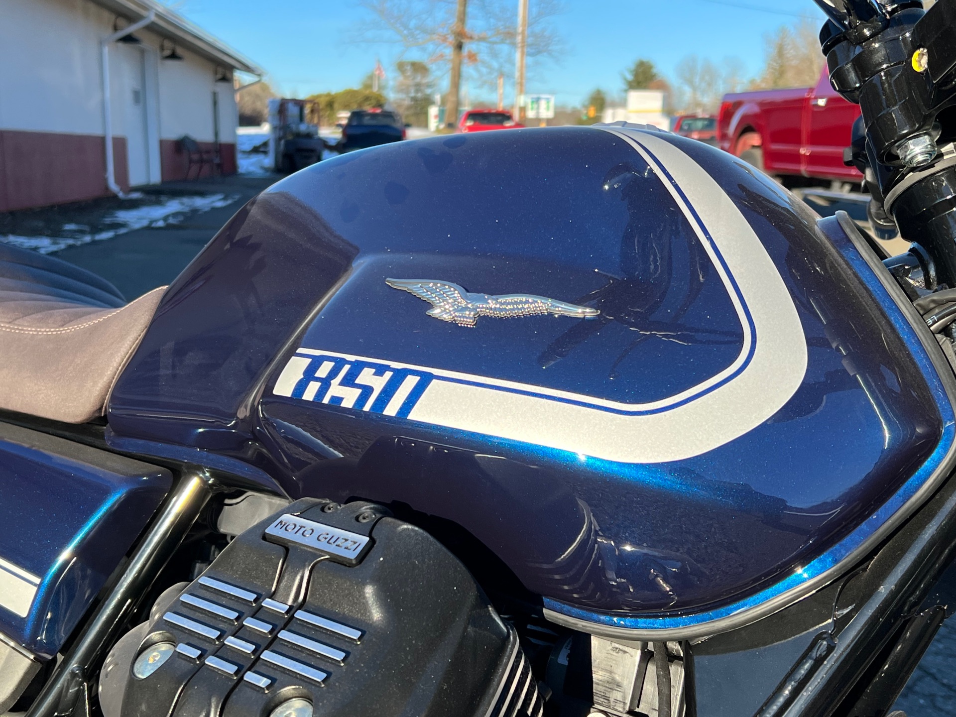 2022 Moto Guzzi V7 Special E5 in Westfield, Massachusetts - Photo 2