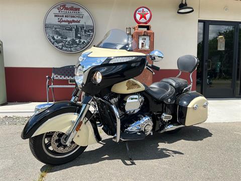 2019 Indian Motorcycle Chieftain® Classic ABS in Westfield, Massachusetts - Photo 12