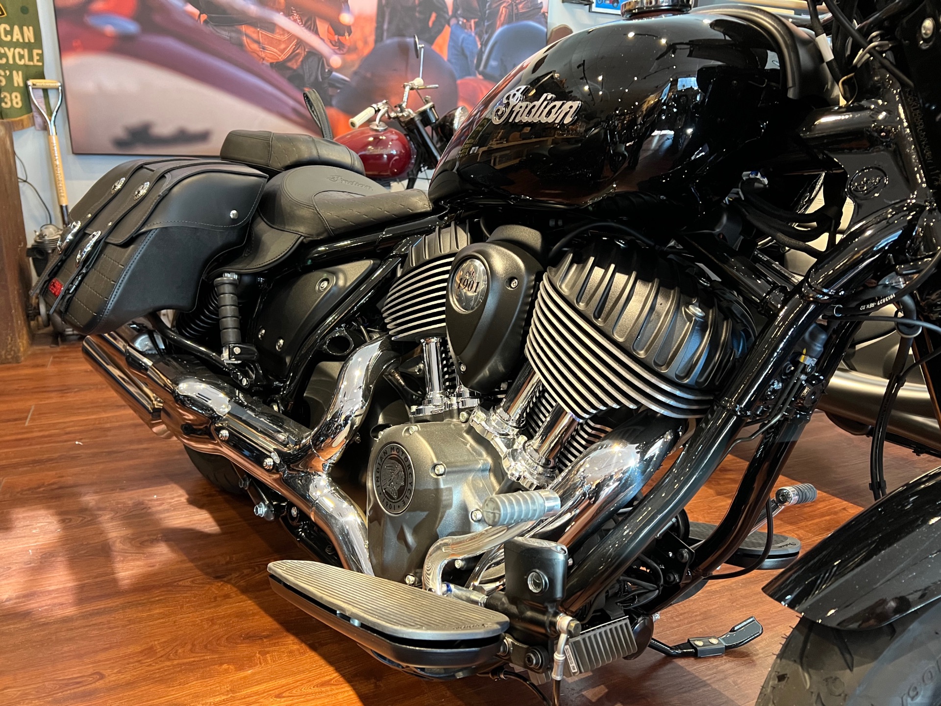 2022 Indian Motorcycle Super Chief in Westfield, Massachusetts - Photo 2
