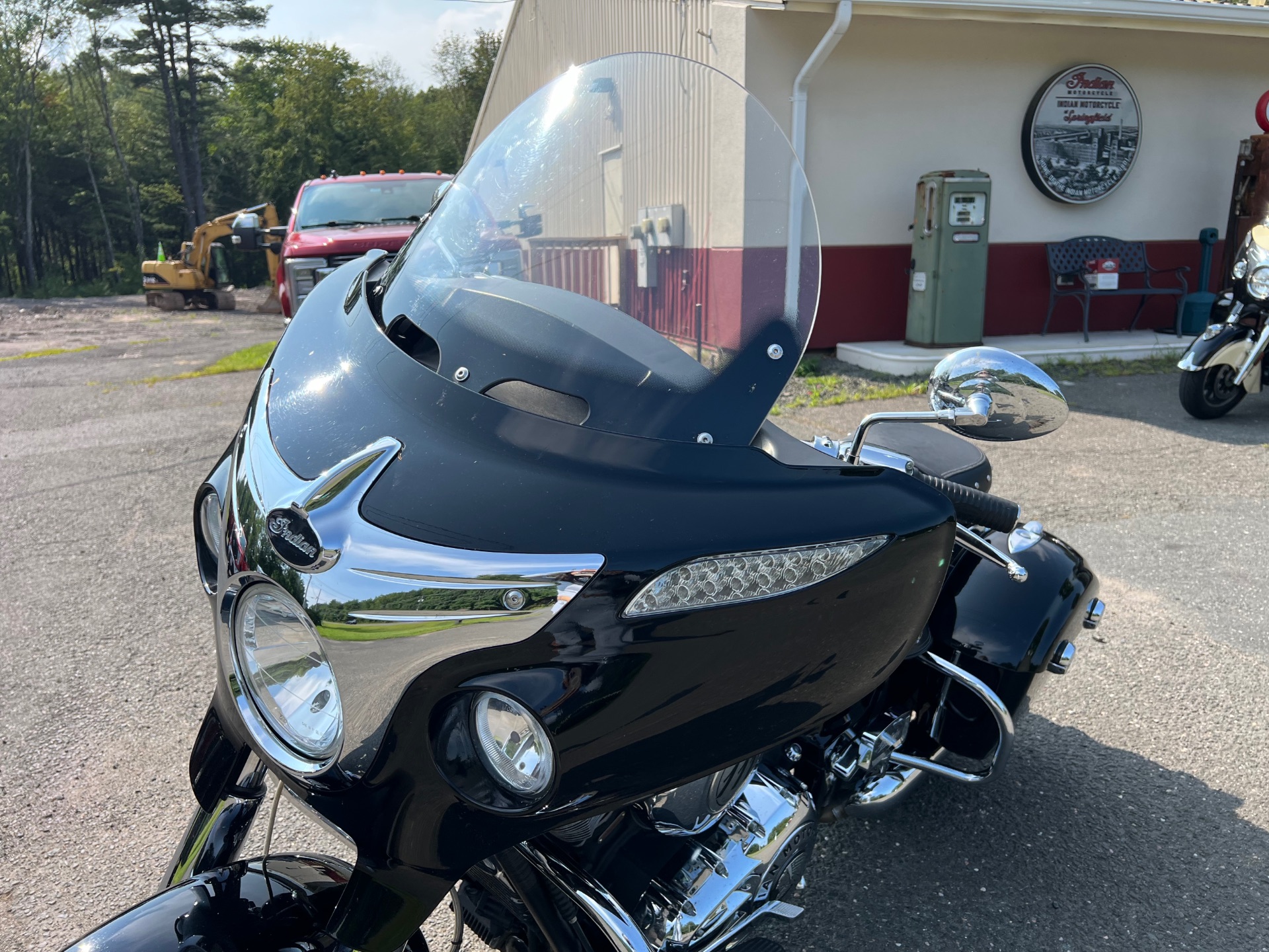 2014 Indian Motorcycle Chieftain™ in Westfield, Massachusetts - Photo 6