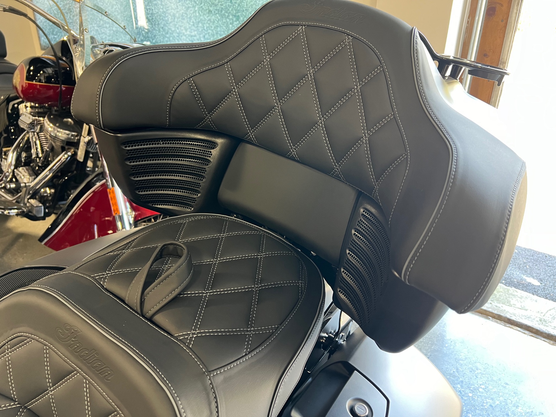 2024 Indian Motorcycle Pursuit® Dark Horse® with PowerBand Audio Package in Westfield, Massachusetts - Photo 13