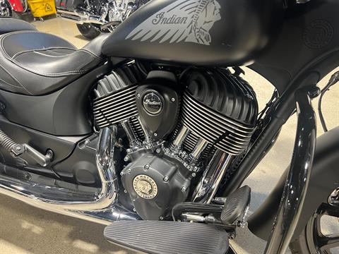 2018 Indian Motorcycle Chieftain® Dark Horse® ABS in Westfield, Massachusetts - Photo 13