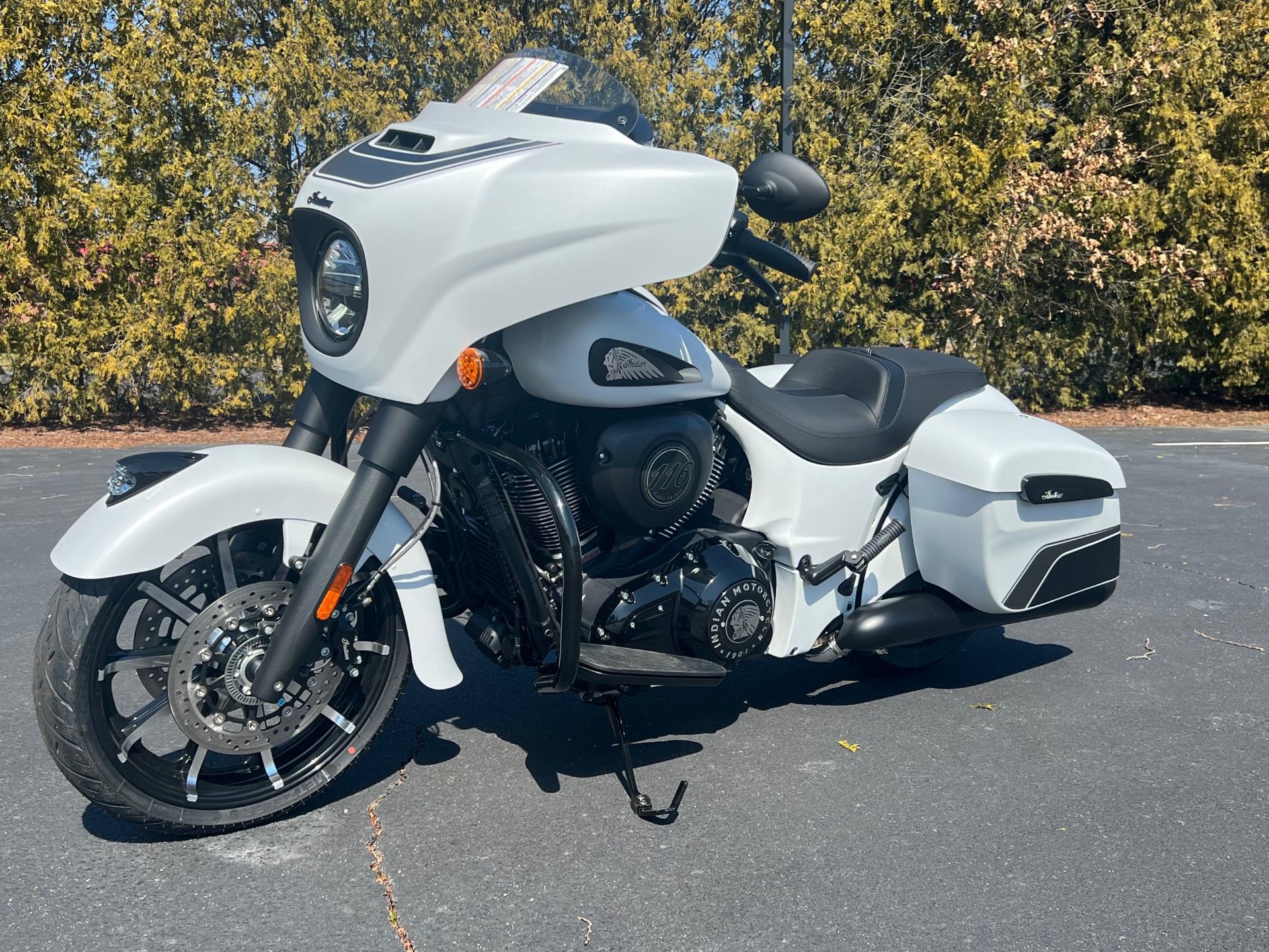 2024 Indian Motorcycle Chieftain® Dark Horse® in Westfield, Massachusetts - Photo 11