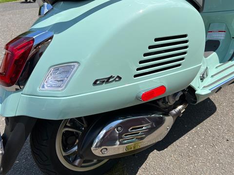 2024 Vespa GTS 300 in Westfield, Massachusetts - Photo 5