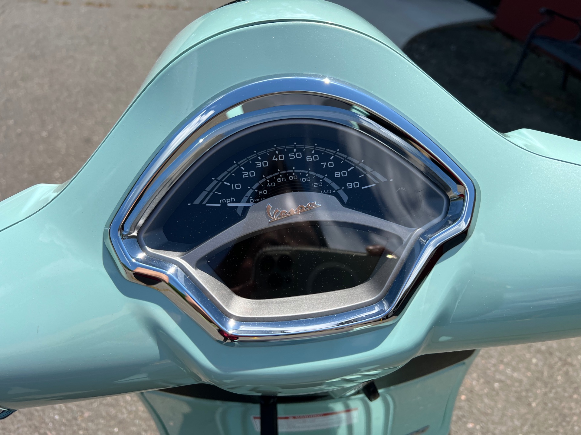 2024 Vespa GTS 300 in Westfield, Massachusetts - Photo 10