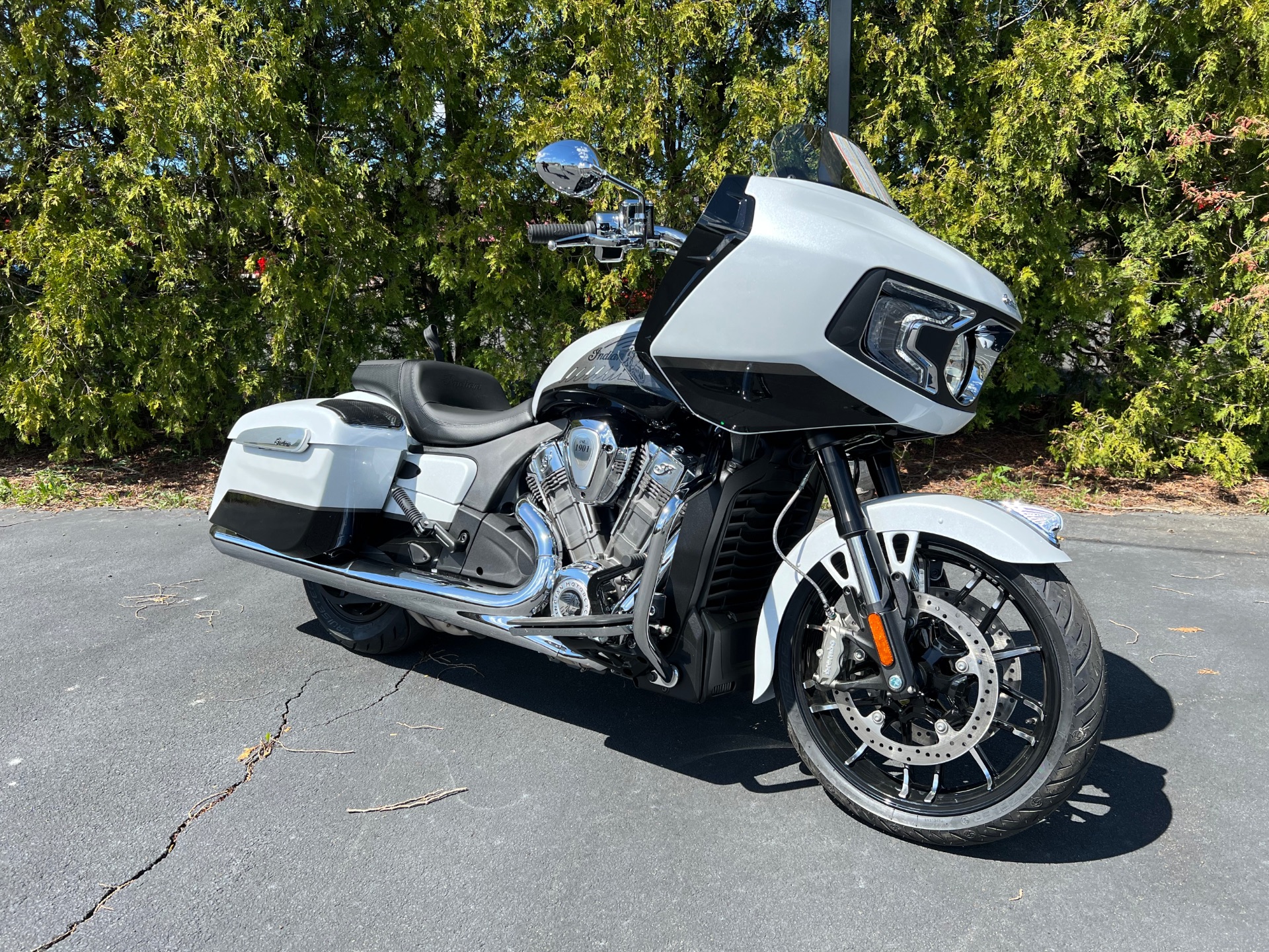 2024 Indian Motorcycle Challenger® Limited with PowerBand Audio Package in Westfield, Massachusetts - Photo 1