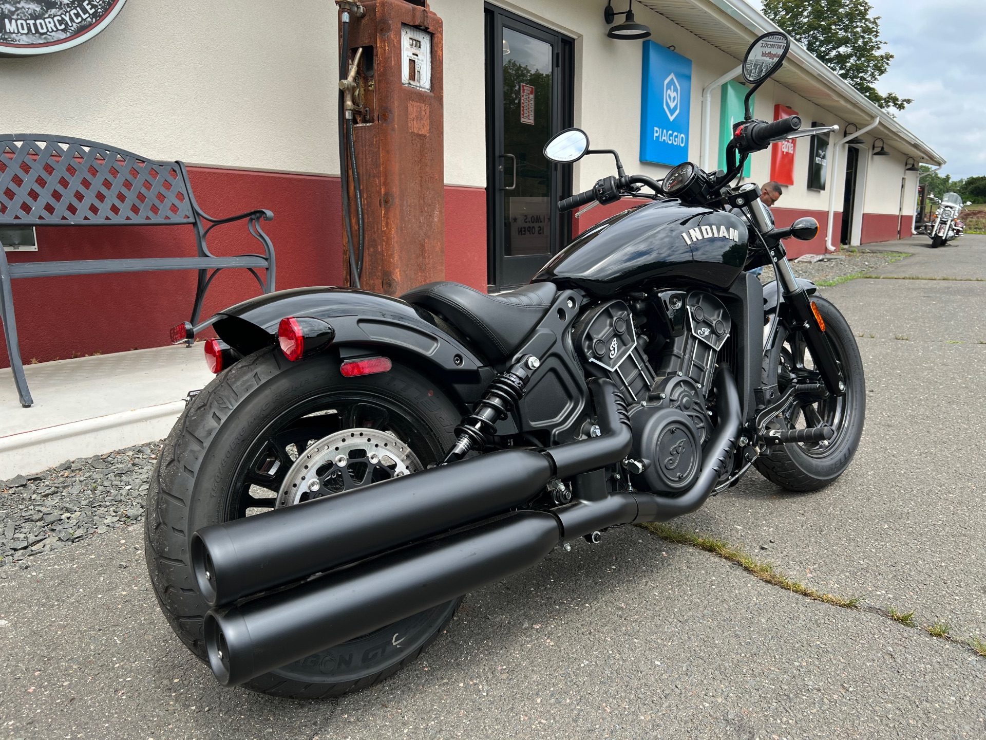 2023 Indian Motorcycle Scout® Bobber Sixty in Westfield, Massachusetts - Photo 8