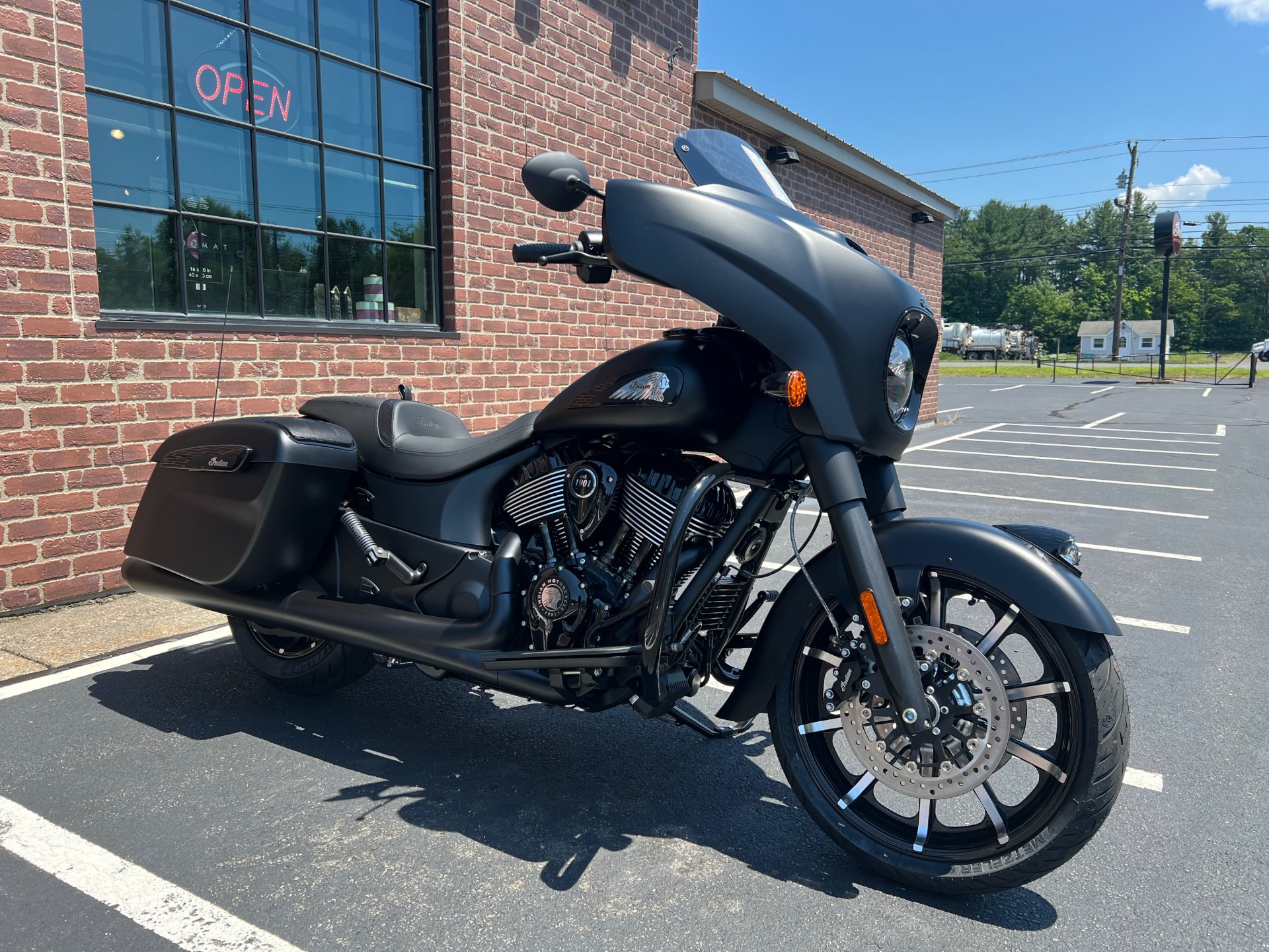 2024 Indian Motorcycle Chieftain® Dark Horse® with PowerBand Audio Package in Westfield, Massachusetts - Photo 1