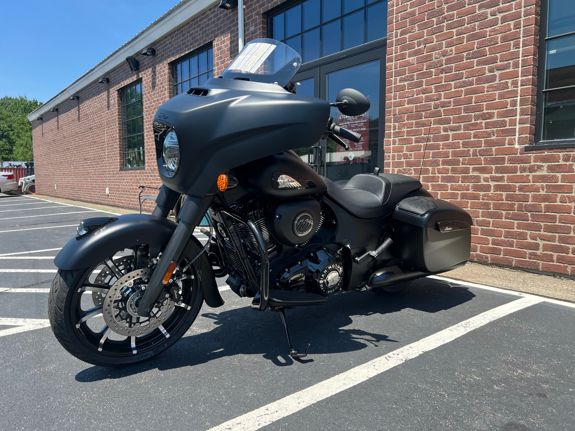 2024 Indian Motorcycle Chieftain® Dark Horse® with PowerBand Audio Package in Westfield, Massachusetts - Photo 12