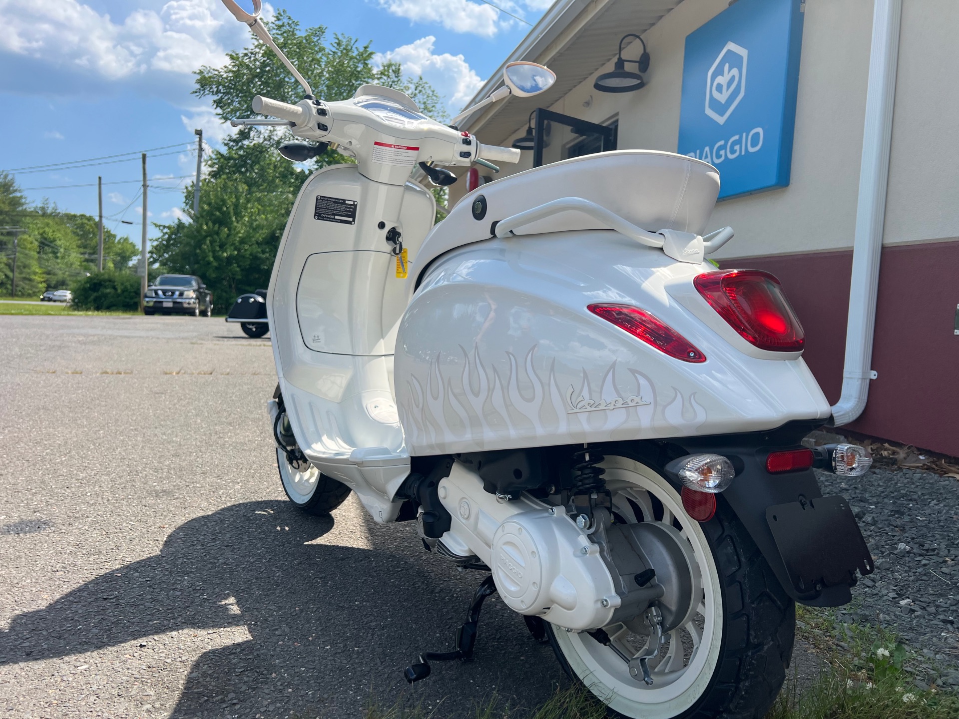 2022 Vespa Sprint 50 Justin Bieber x Vespa in Westfield, Massachusetts - Photo 8