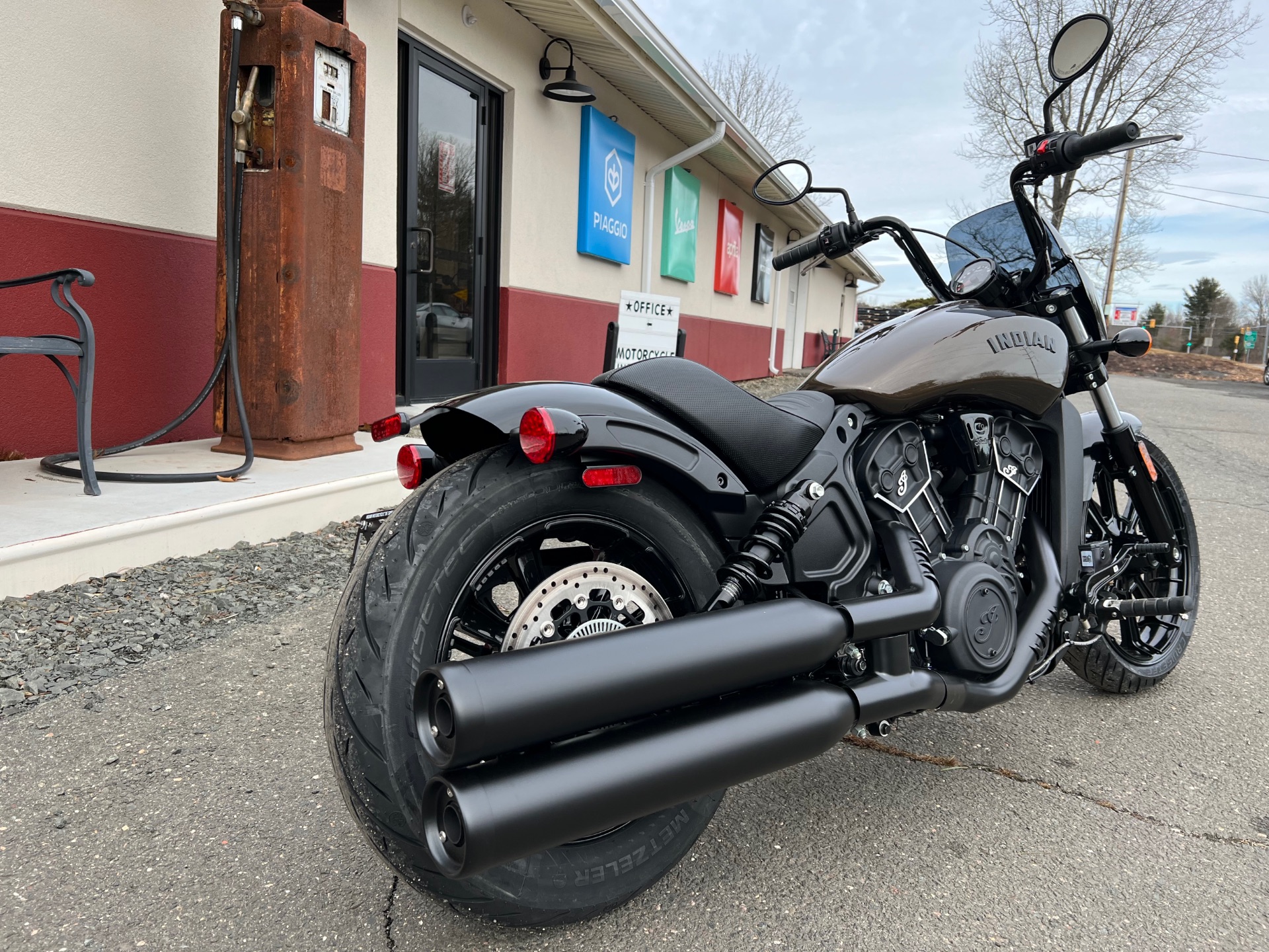 2023 Indian Motorcycle Scout® Rogue Sixty ABS in Westfield, Massachusetts - Photo 8