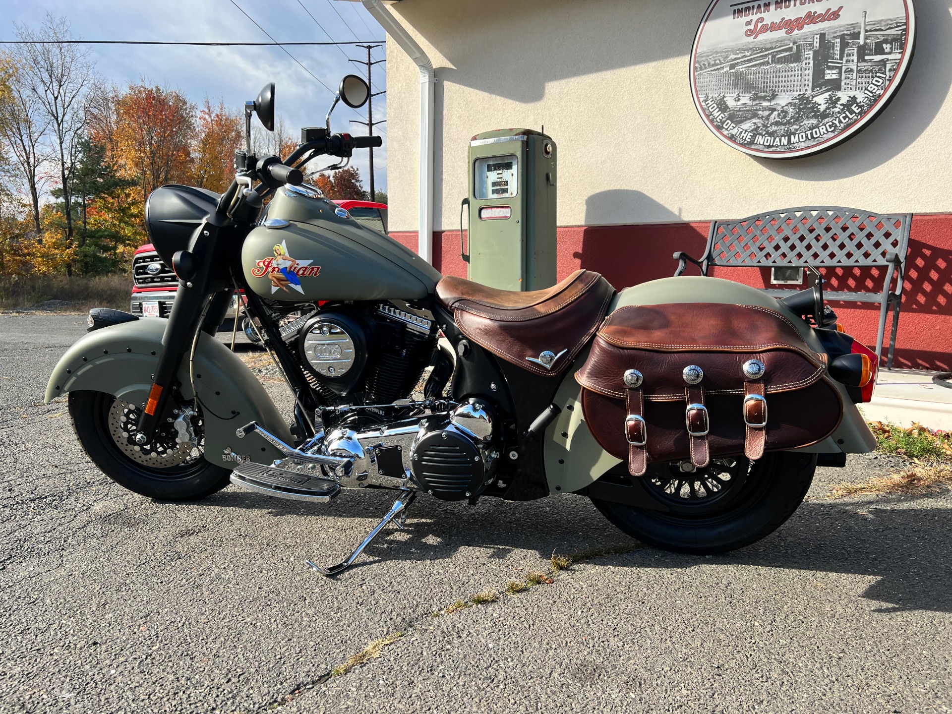 2010 Indian Motorcycle Chief Bomber in Westfield, Massachusetts - Photo 12