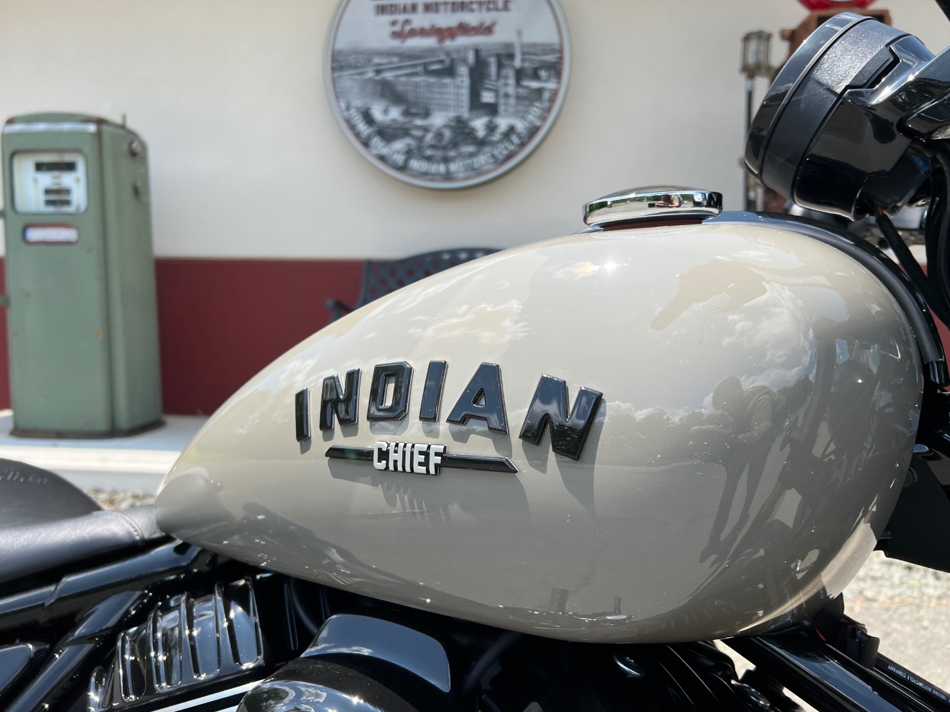 2023 Indian Motorcycle Chief Dark Horse® in Westfield, Massachusetts - Photo 4
