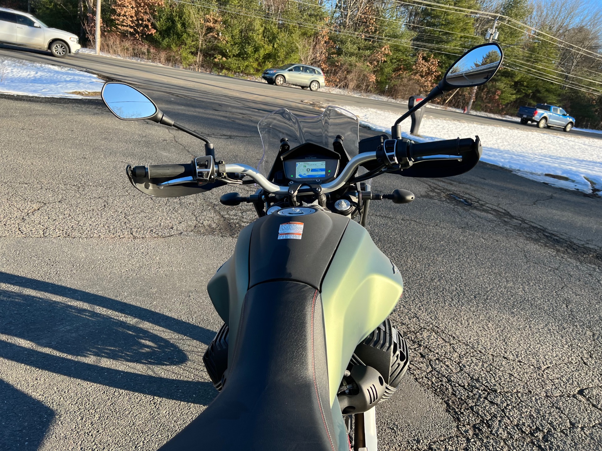 2022 Moto Guzzi V85 TT E5 in Westfield, Massachusetts - Photo 7