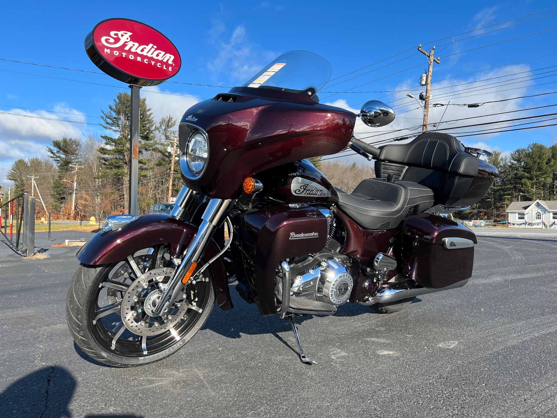 2022 Indian Roadmaster® Limited in Westfield, Massachusetts - Photo 14