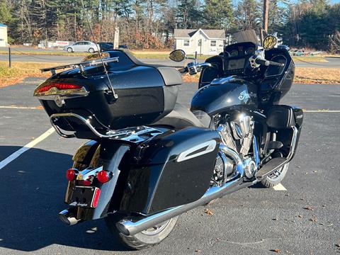 2024 Indian Motorcycle Pursuit® Limited® with PowerBand Audio Package in Westfield, Massachusetts - Photo 8