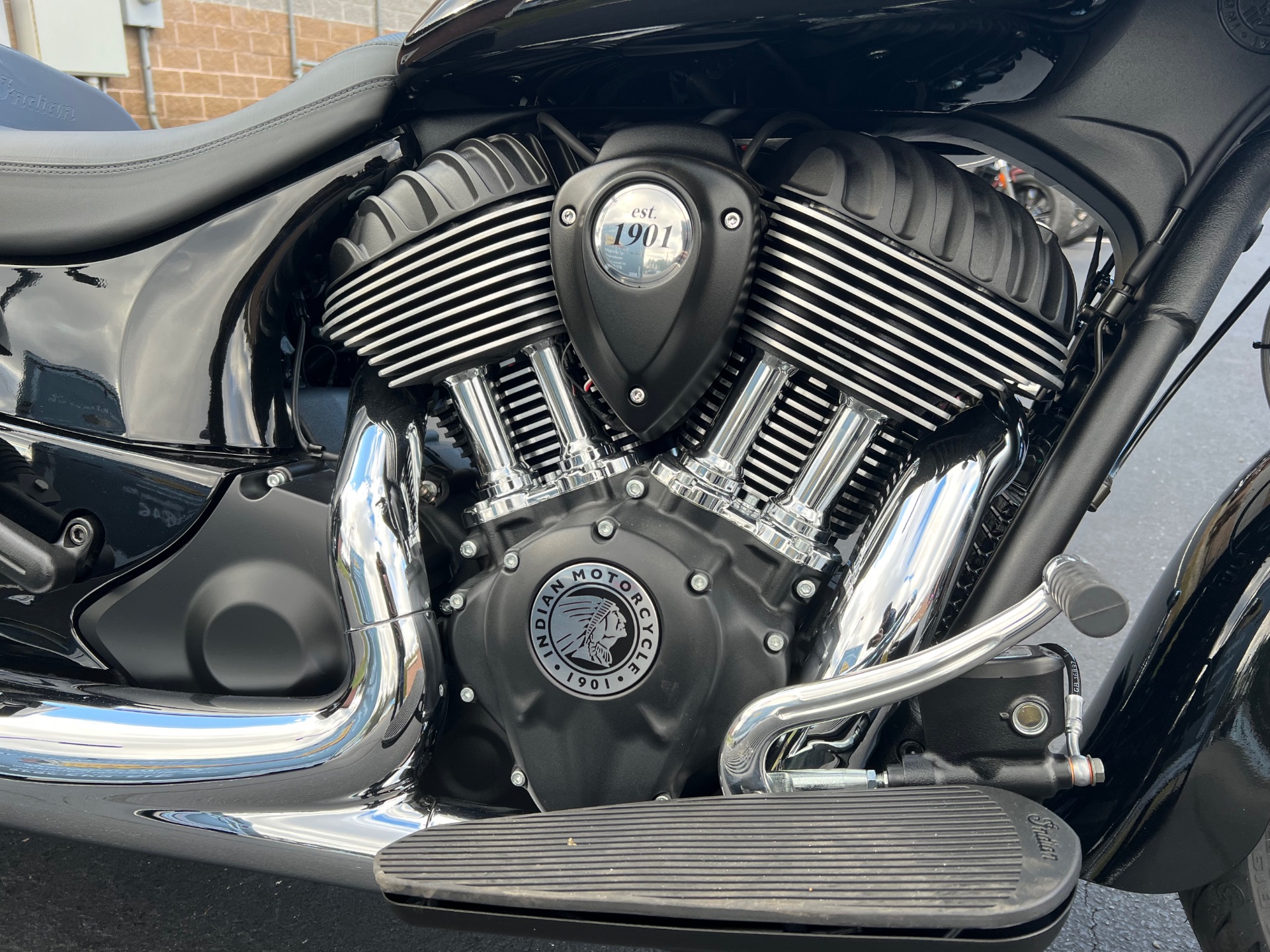 2022 Indian Motorcycle Chieftain® in Westfield, Massachusetts - Photo 2