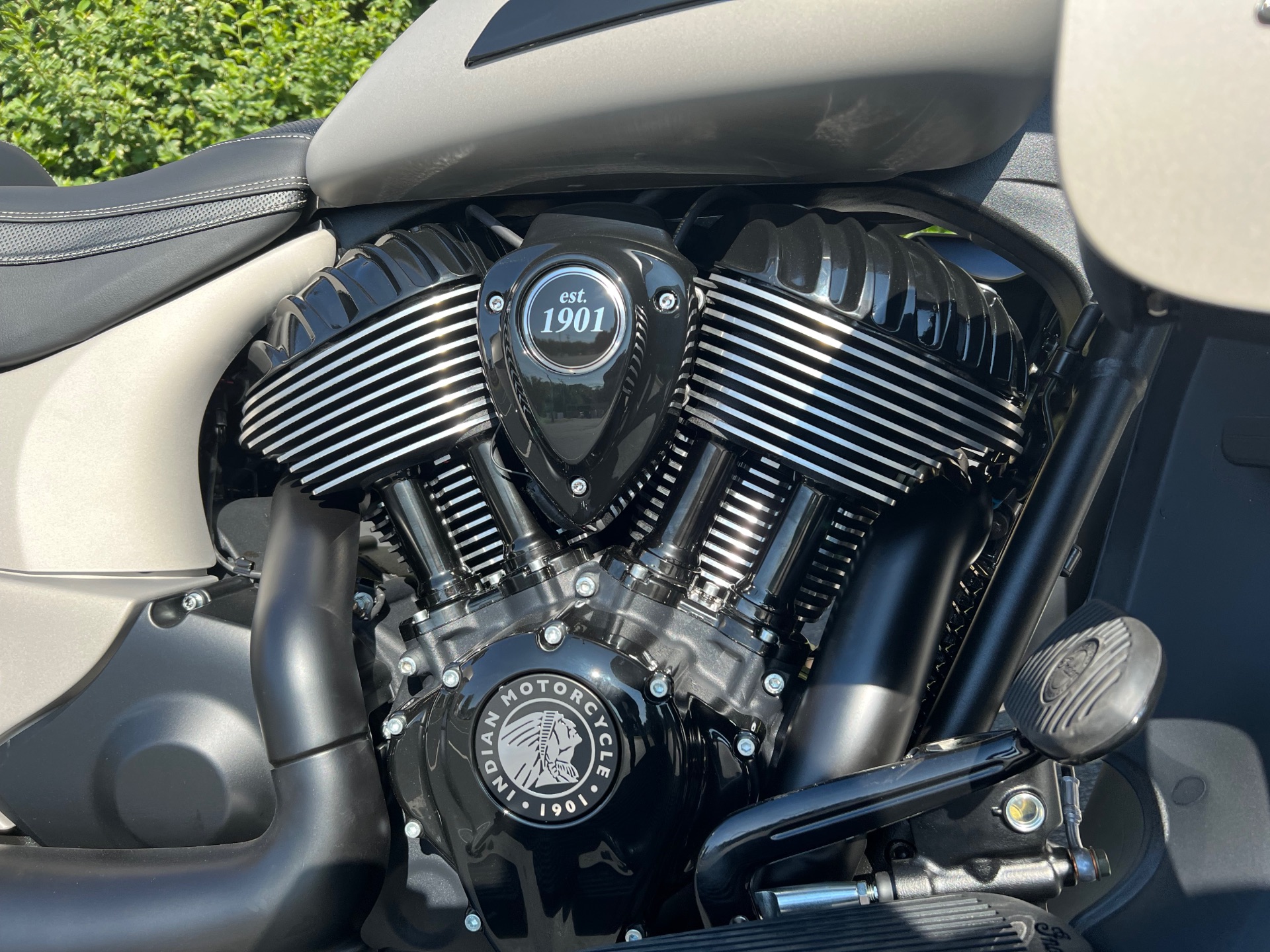 2023 Indian Motorcycle Roadmaster® Dark Horse® in Westfield, Massachusetts - Photo 6