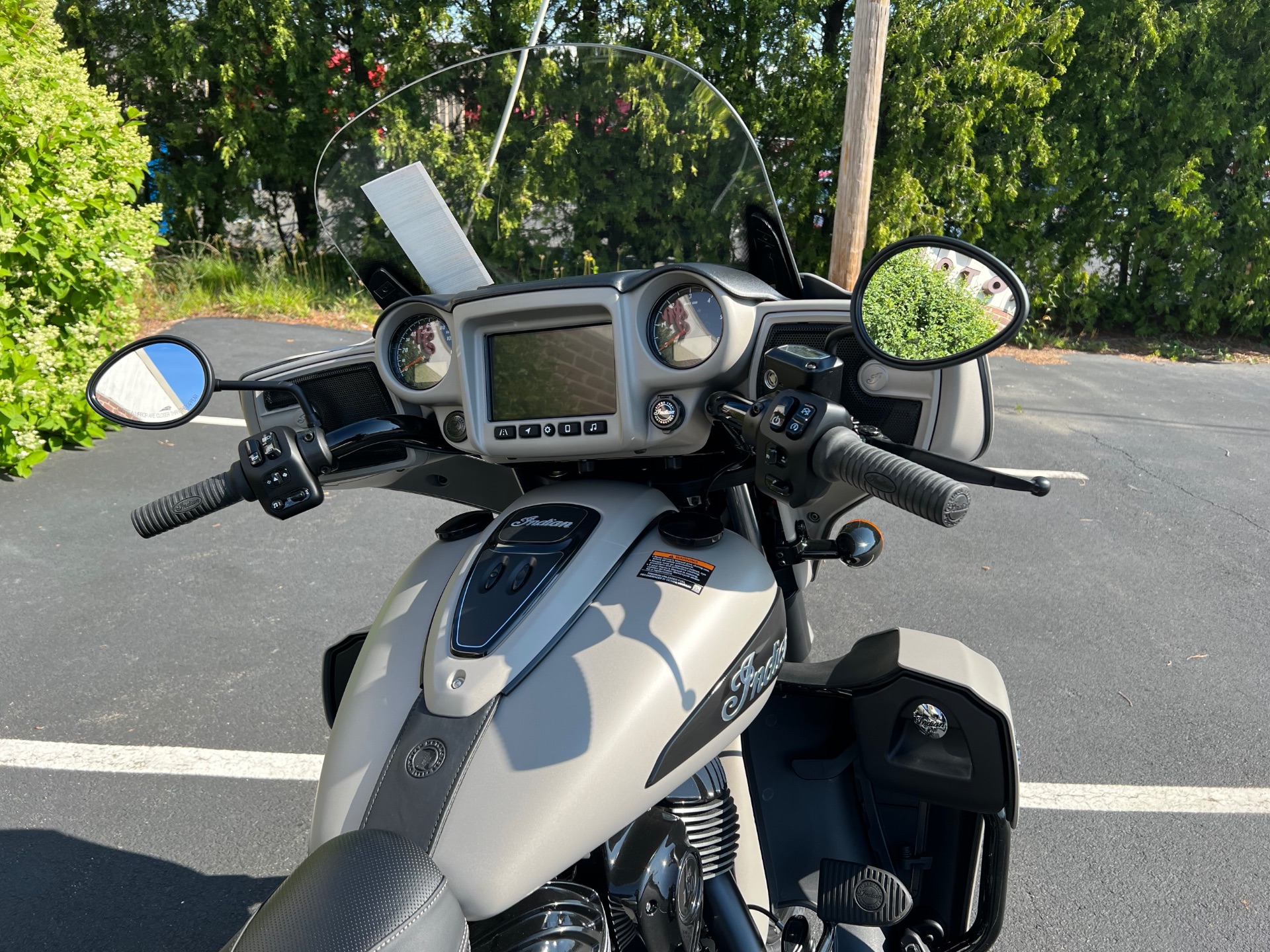 2023 Indian Motorcycle Roadmaster® Dark Horse® in Westfield, Massachusetts - Photo 9