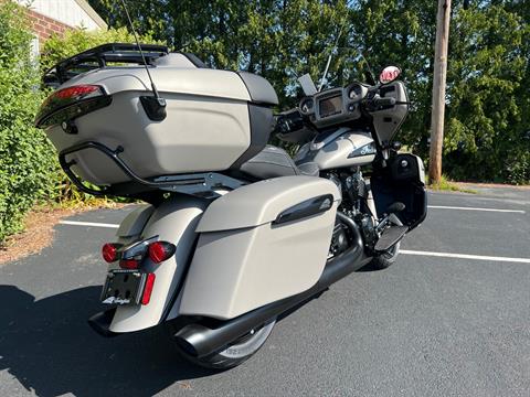 2023 Indian Motorcycle Roadmaster® Dark Horse® in Westfield, Massachusetts - Photo 10