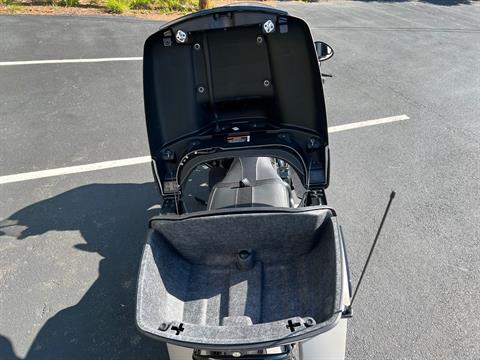 2023 Indian Motorcycle Roadmaster® Dark Horse® in Westfield, Massachusetts - Photo 11