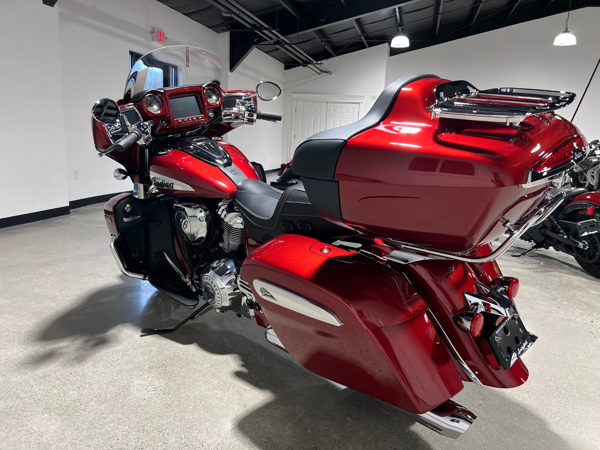2023 Indian Motorcycle Roadmaster® Limited in Westfield, Massachusetts - Photo 2