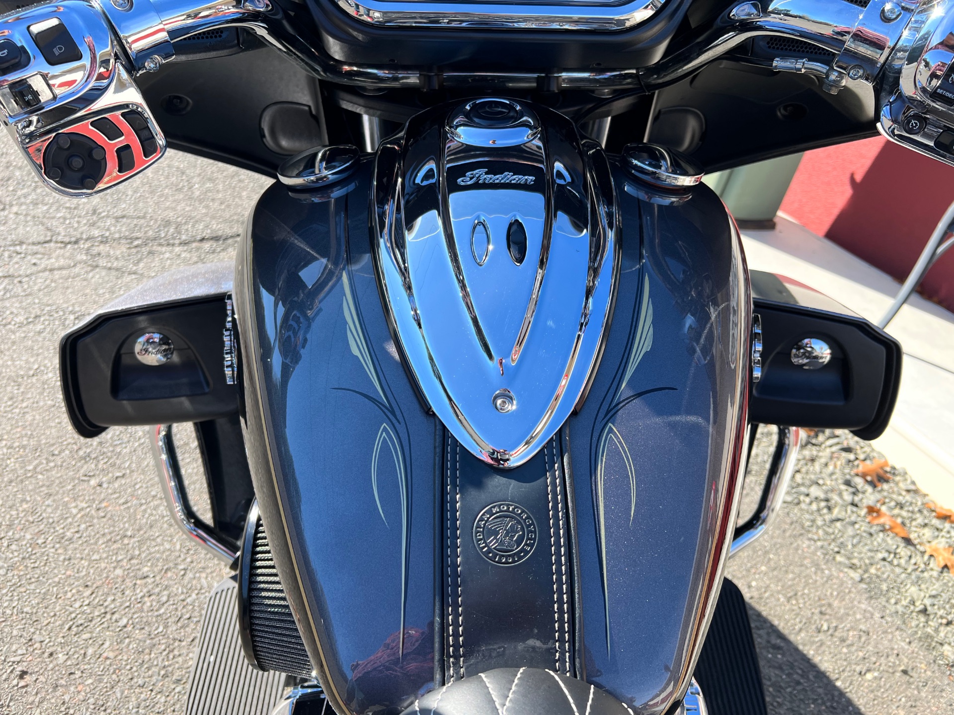 2016 Indian Motorcycle Roadmaster® in Westfield, Massachusetts - Photo 3