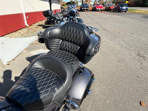 2016 Indian Motorcycle Roadmaster® in Westfield, Massachusetts - Photo 11