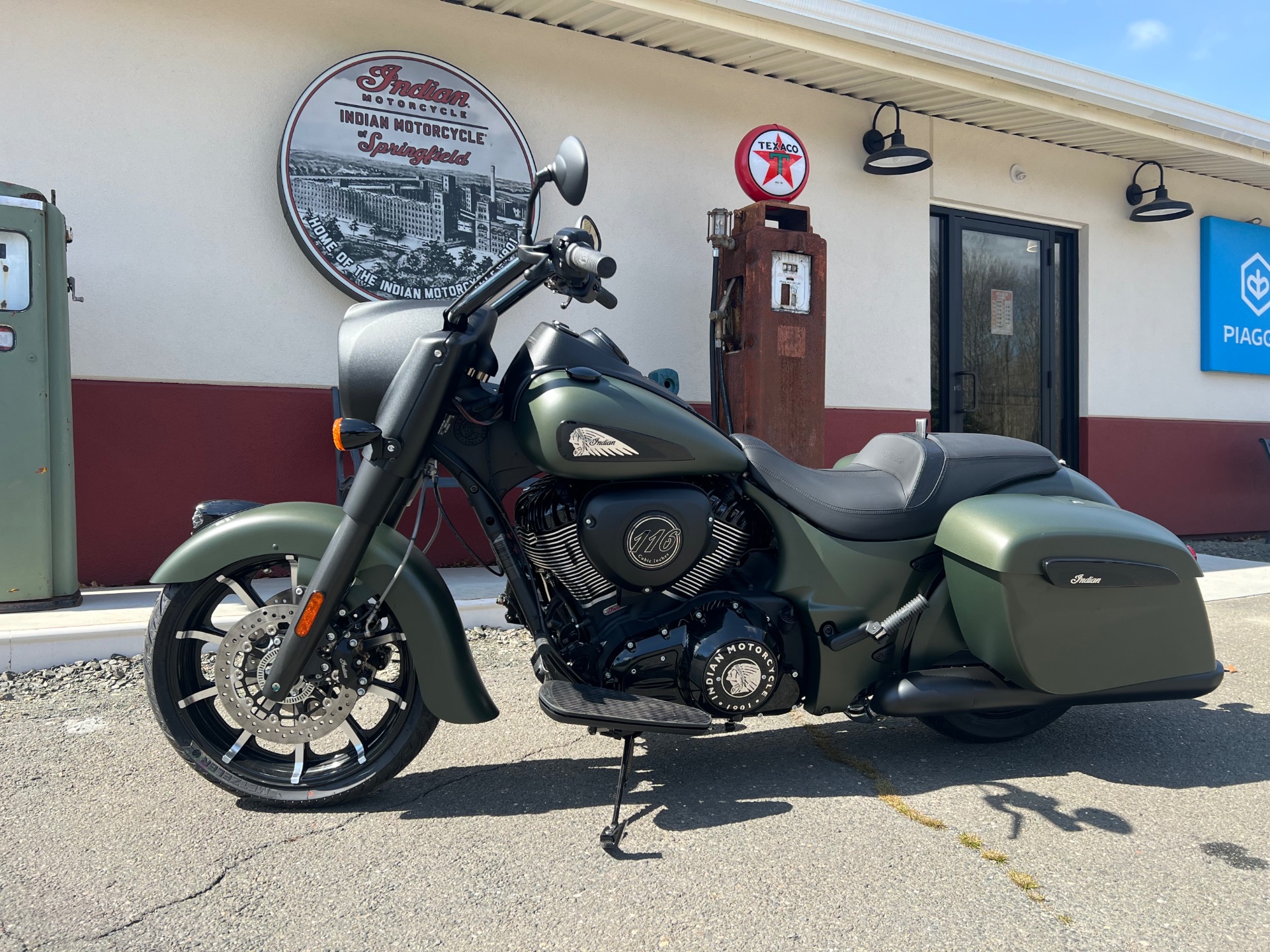 2024 Indian Motorcycle Springfield® Dark Horse® in Westfield, Massachusetts - Photo 12
