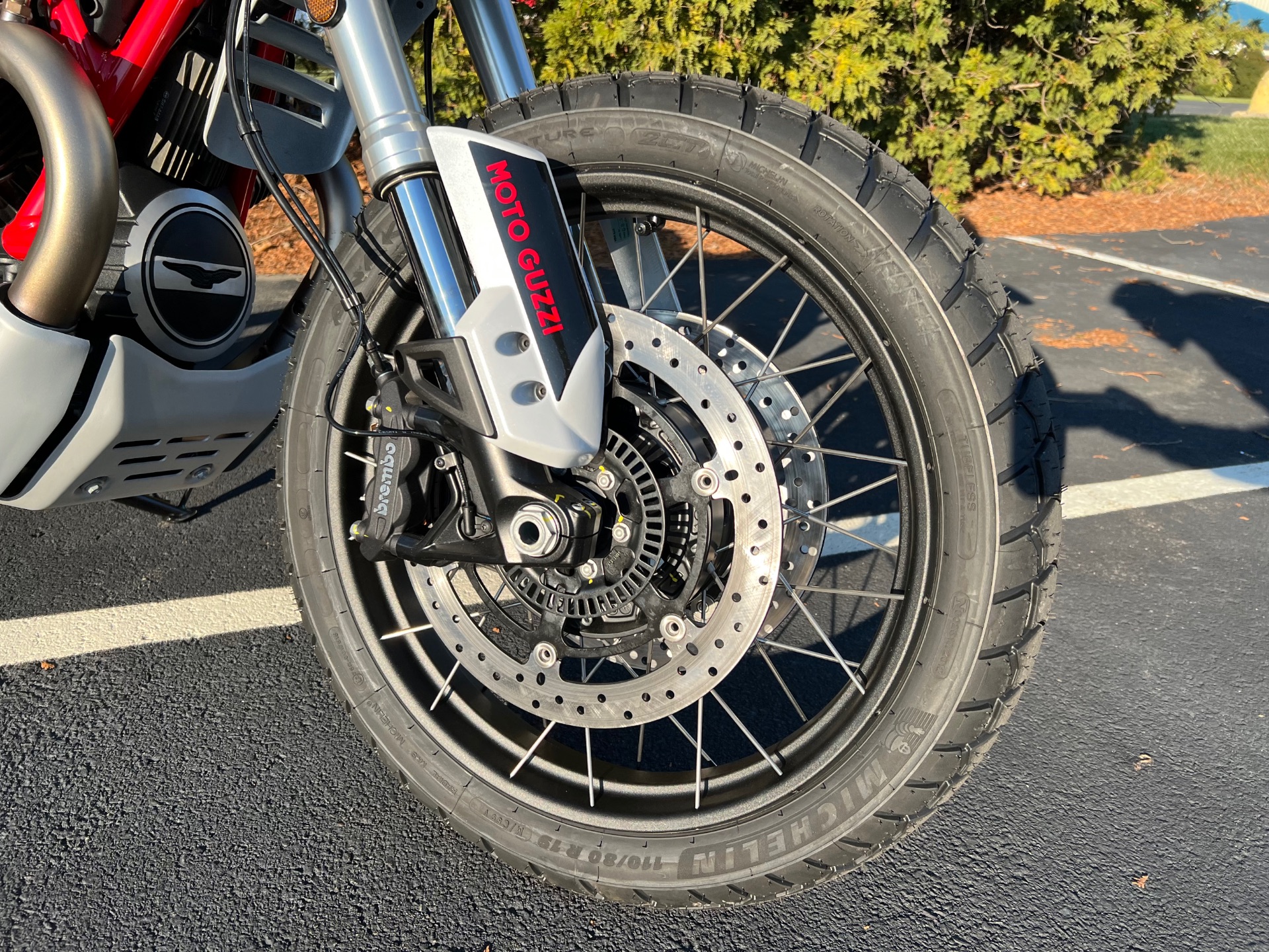 2022 Moto Guzzi V85 TT Adventure E5 in Westfield, Massachusetts - Photo 8