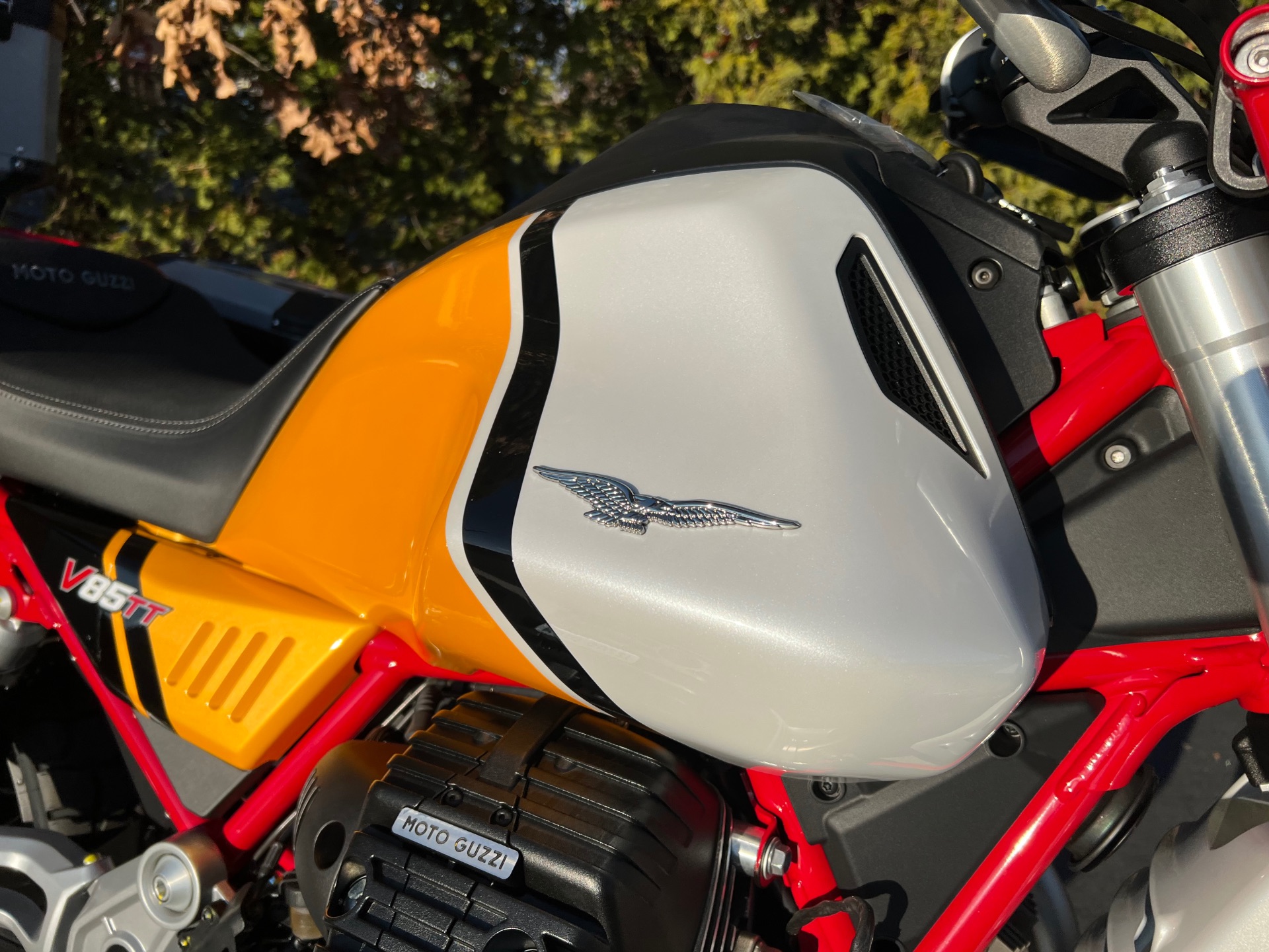 2022 Moto Guzzi V85 TT Adventure E5 in Westfield, Massachusetts - Photo 4