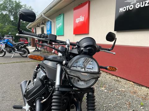 2023 Moto Guzzi V9 Bobber Special Edition in Westfield, Massachusetts - Photo 3