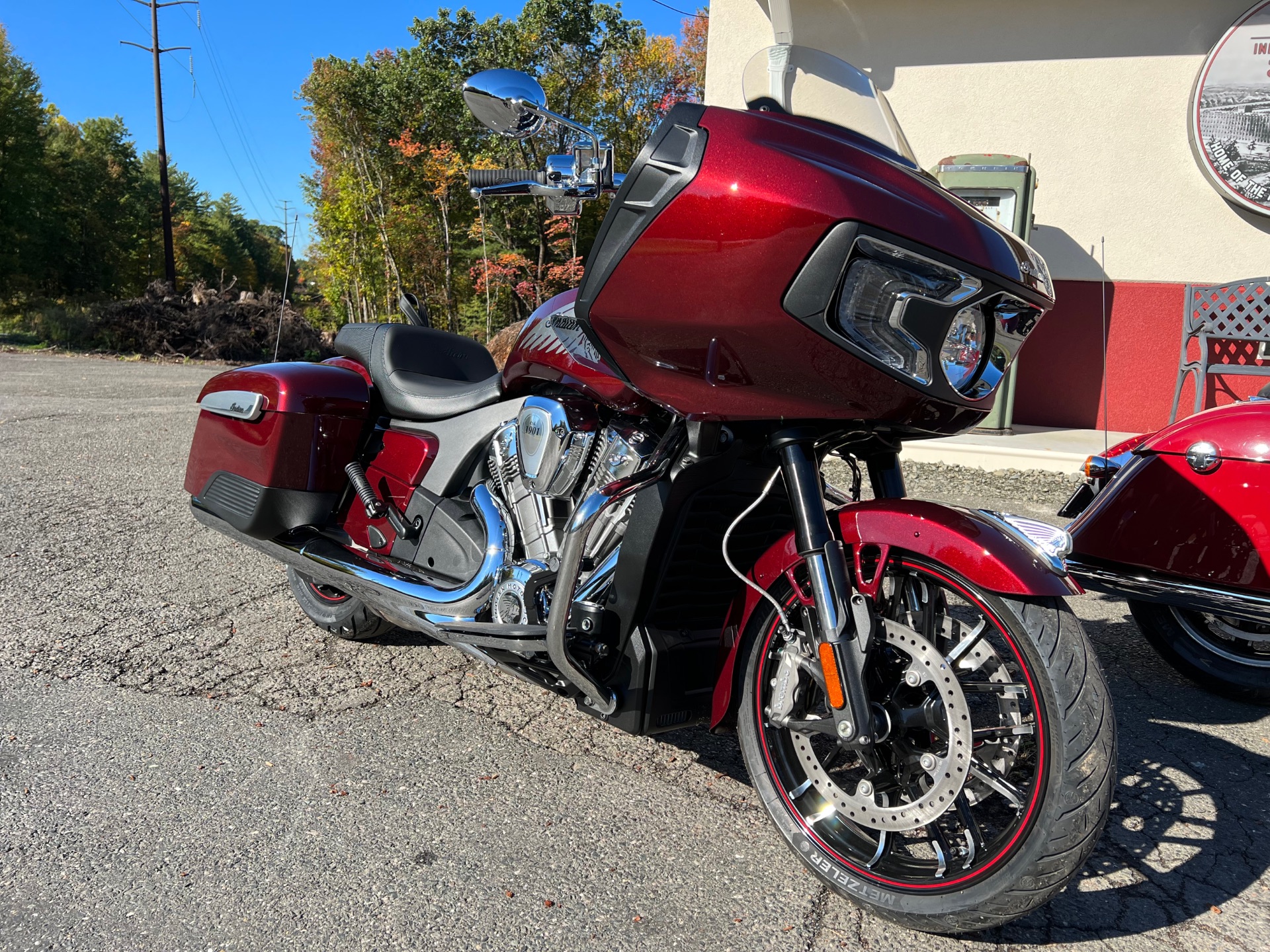 2022 Indian Motorcycle Challenger® Limited in Westfield, Massachusetts - Photo 2