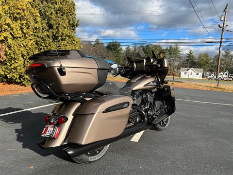 2022 Indian Motorcycle Roadmaster® Dark Horse® in Westfield, Massachusetts - Photo 6
