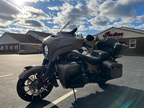 2022 Indian Motorcycle Roadmaster® Dark Horse® in Westfield, Massachusetts - Photo 9