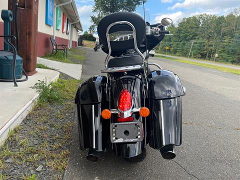 2017 Indian Motorcycle Chieftain® Limited in Westfield, Massachusetts - Photo 10