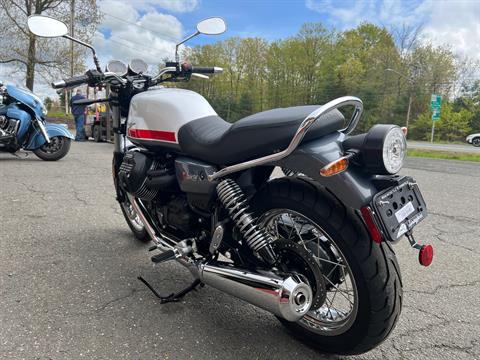 2023 Moto Guzzi V7 Special in Westfield, Massachusetts - Photo 11
