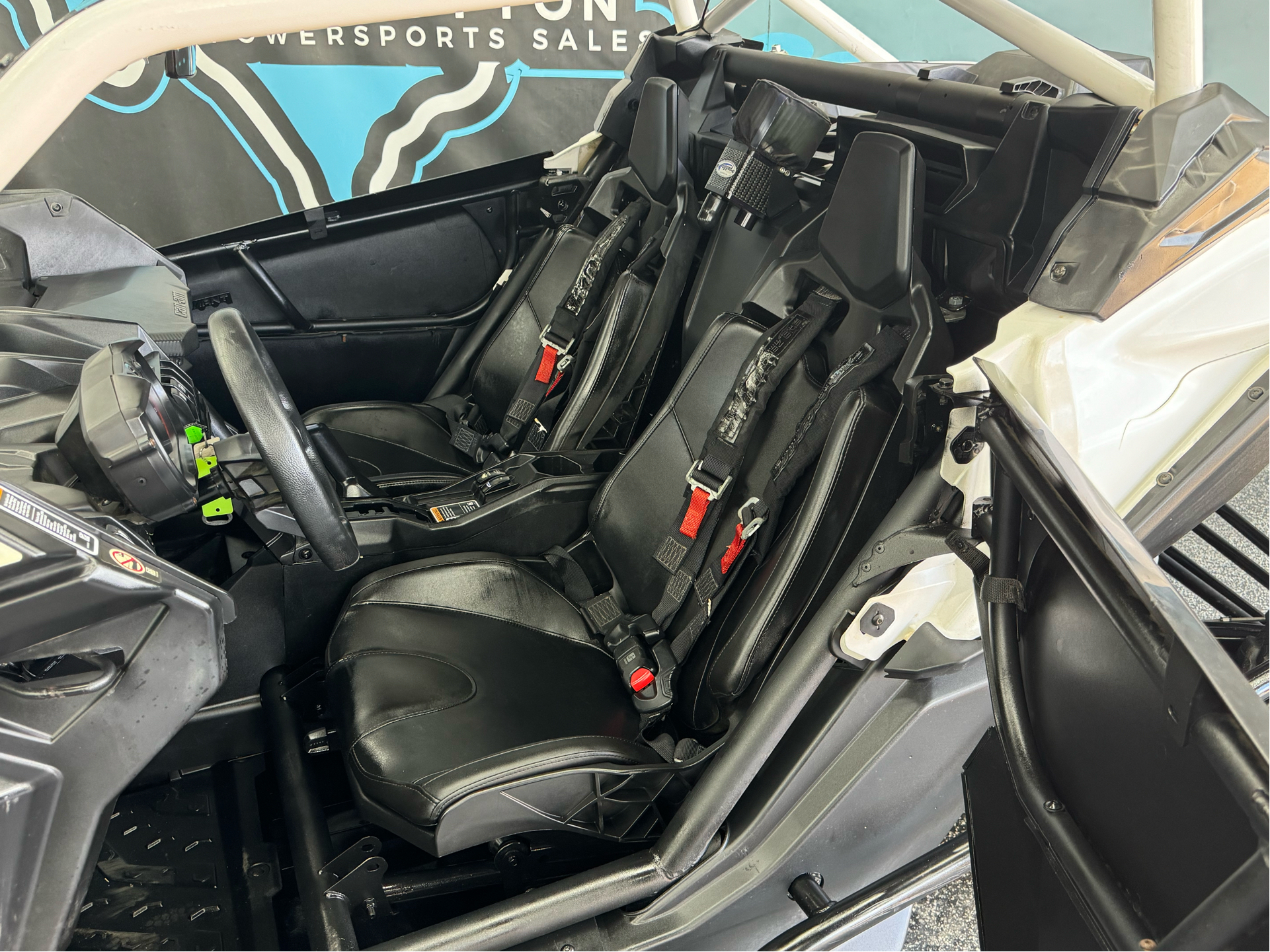 2019 Can-Am Maverick X3 Turbo R in Conroe, Texas - Photo 8