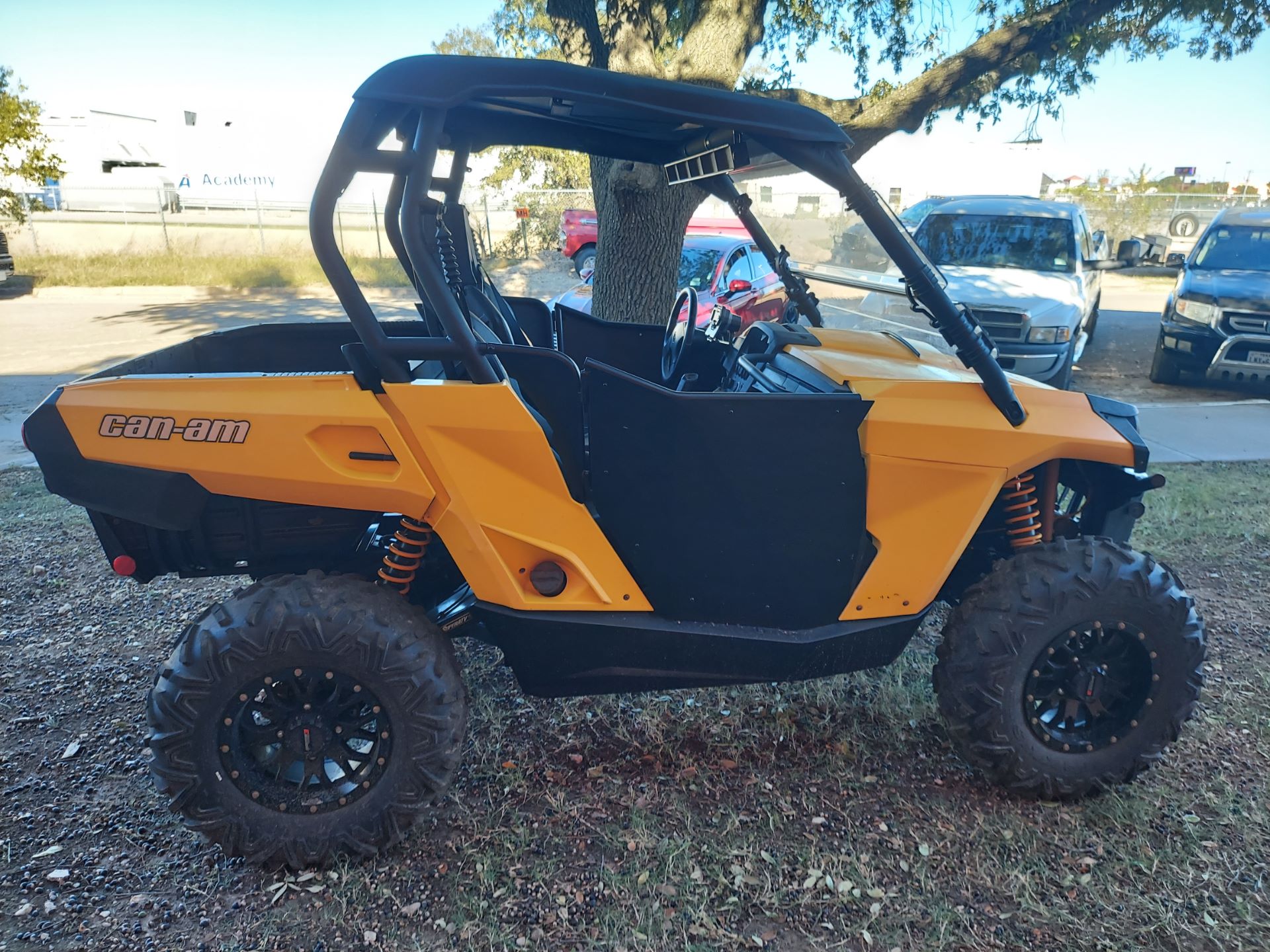 2014 Can-Am Commander™ DPS™ 1000 in Waco, Texas - Photo 5