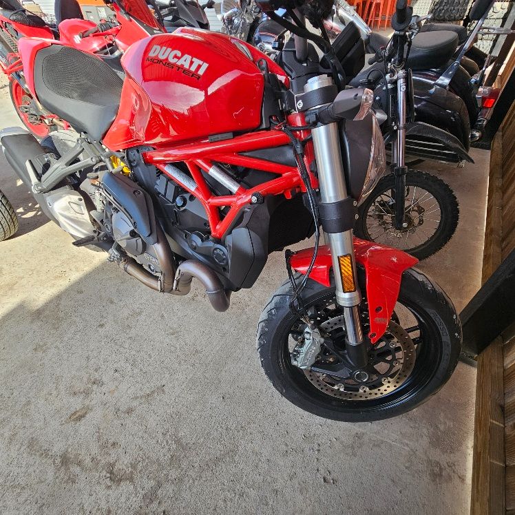 2020 Ducati Monster 821 in Waco, Texas - Photo 2