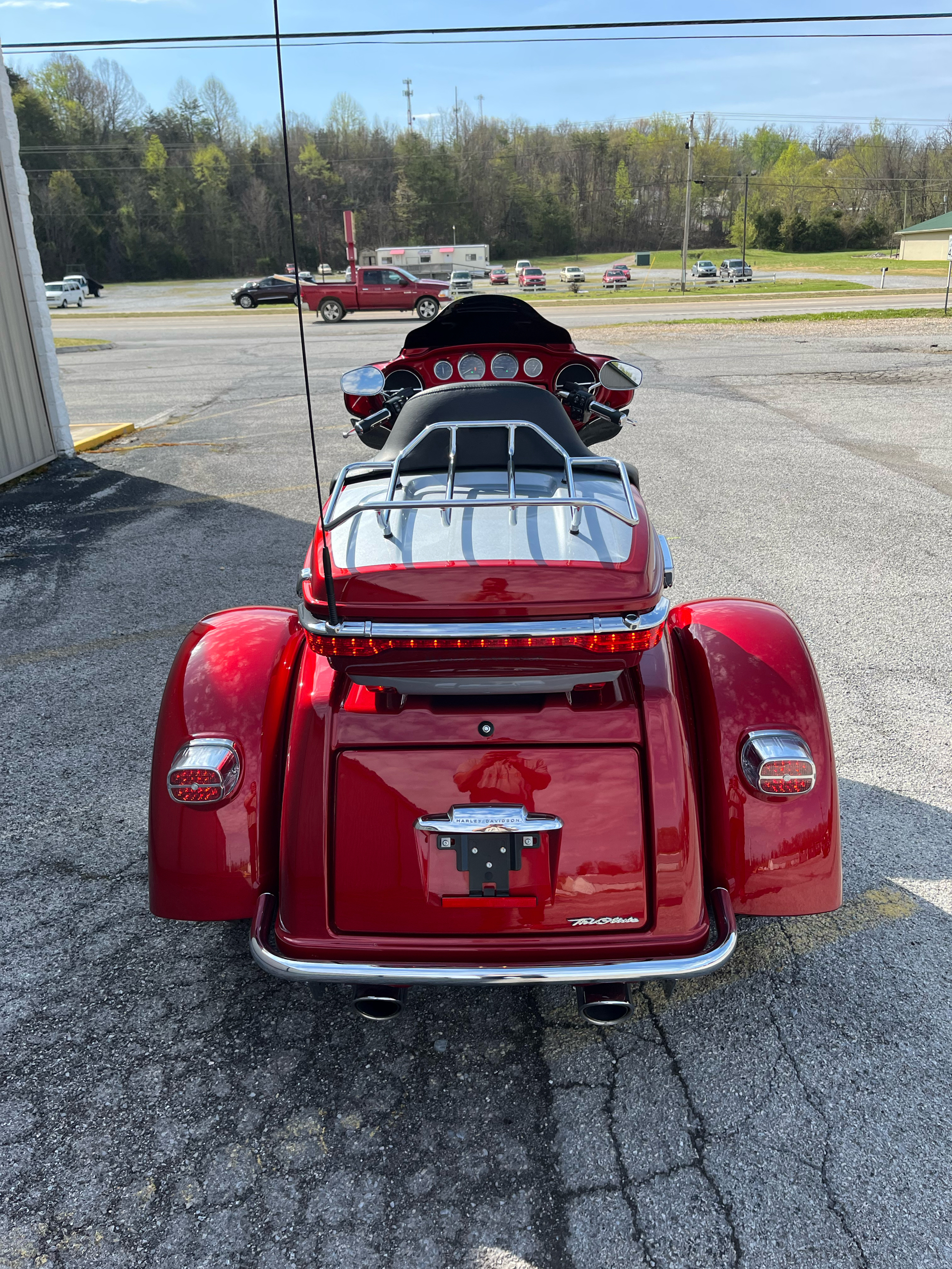 2019 Harley-Davidson Tri Glide® Ultra in Greeneville, Tennessee - Photo 7