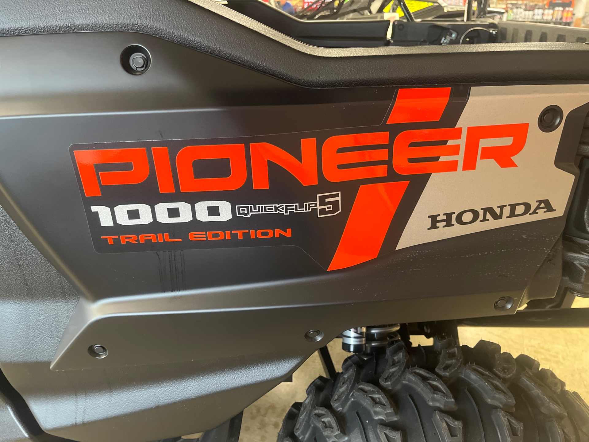 2023 Honda Pioneer 1000-5 Trail in Greeneville, Tennessee - Photo 7