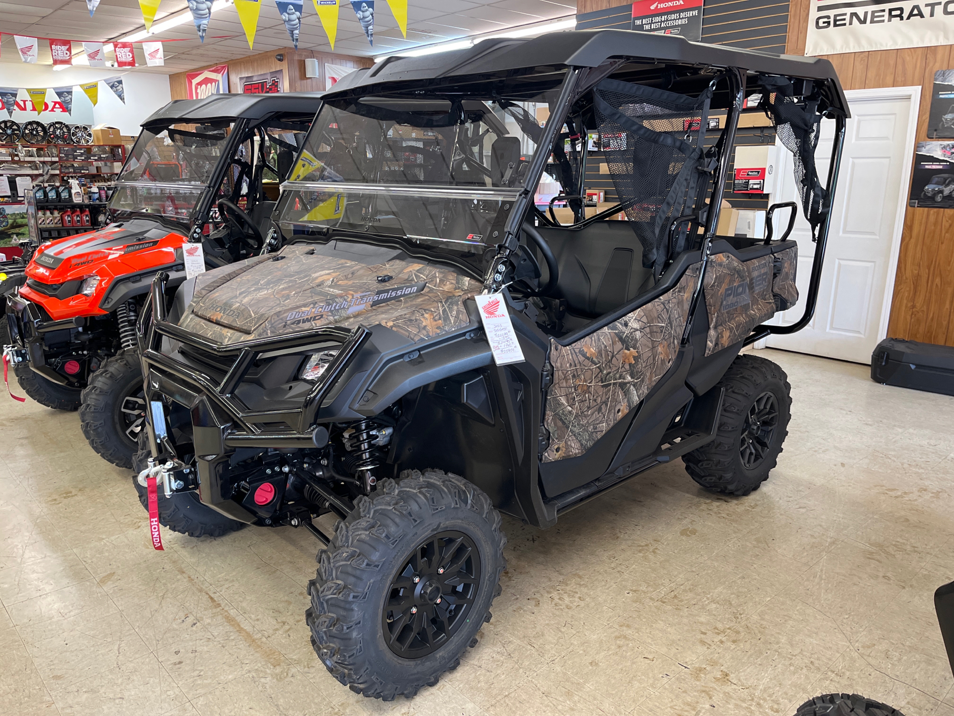 2023 Honda Pioneer 1000-5 Forest in Greeneville, Tennessee - Photo 1