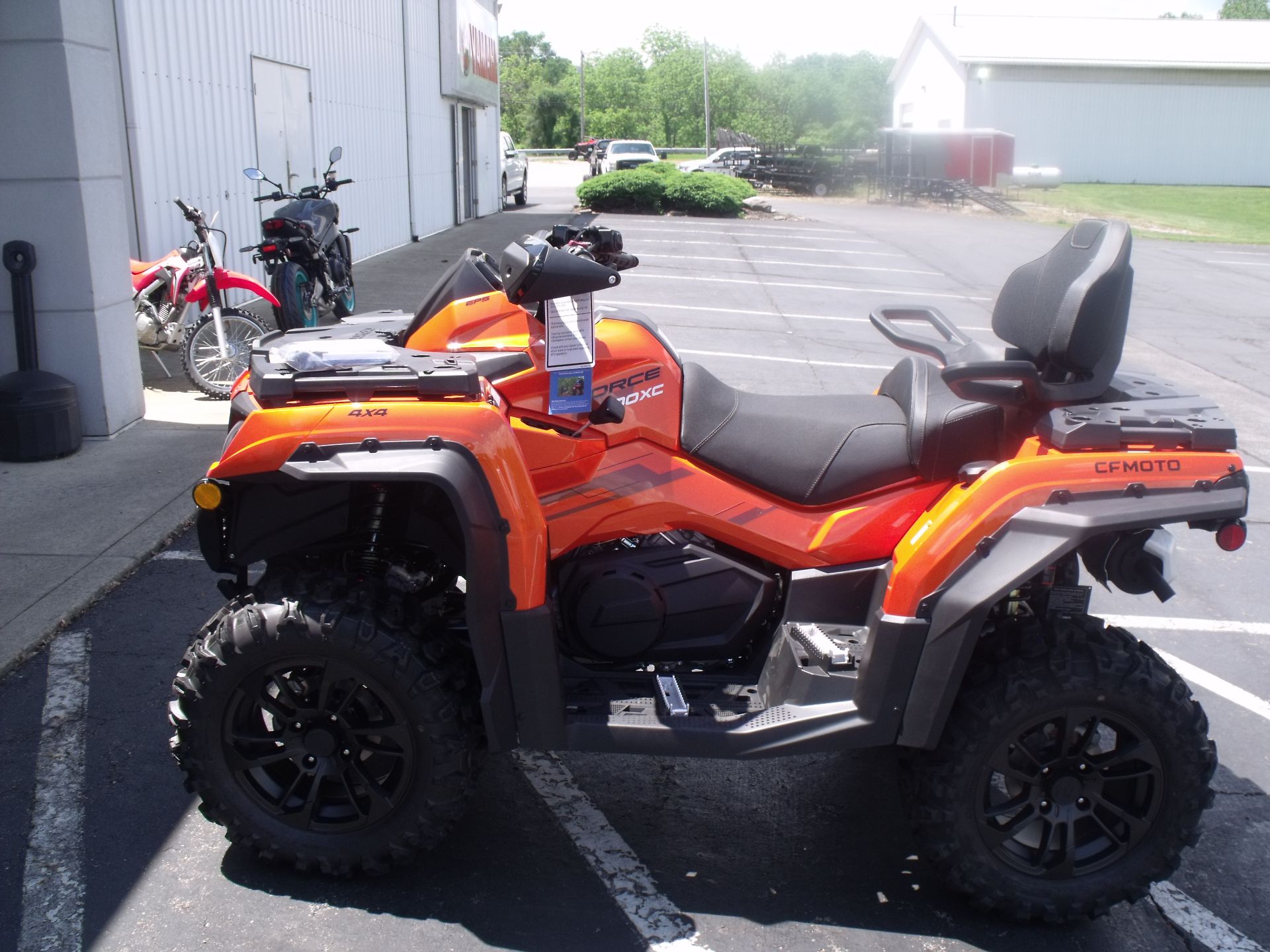 2024 CFMOTO CForce 800 XC in Carroll, Ohio - Photo 2