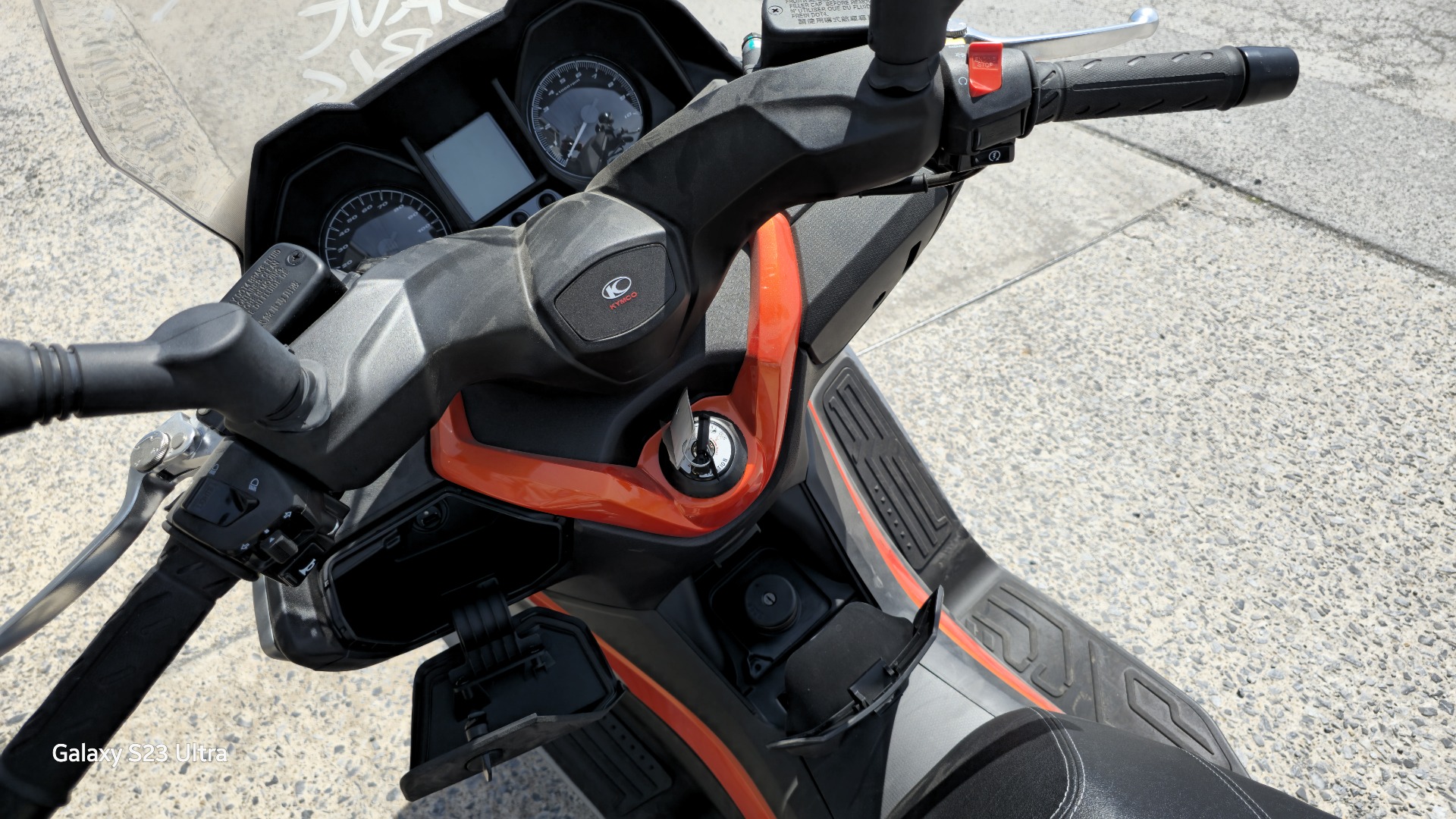 2023 Kymco X-Town 300i ABS in Kingsport, Tennessee - Photo 15