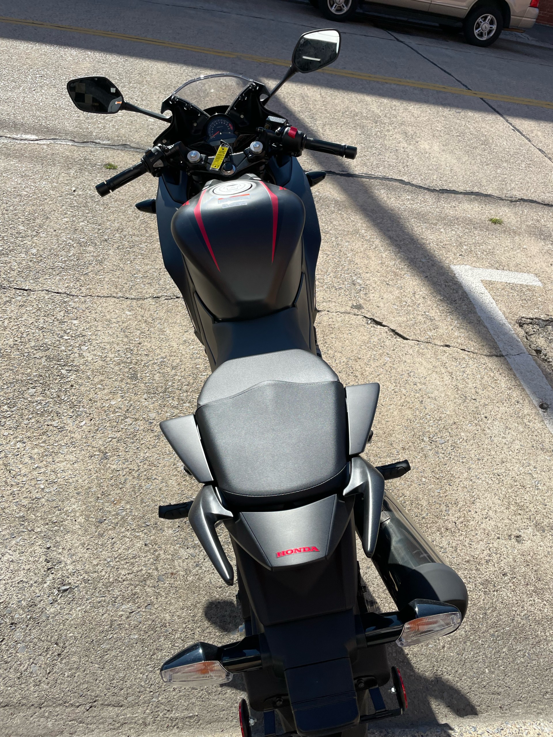 2022 Honda CBR300R in Kingsport, Tennessee - Photo 6