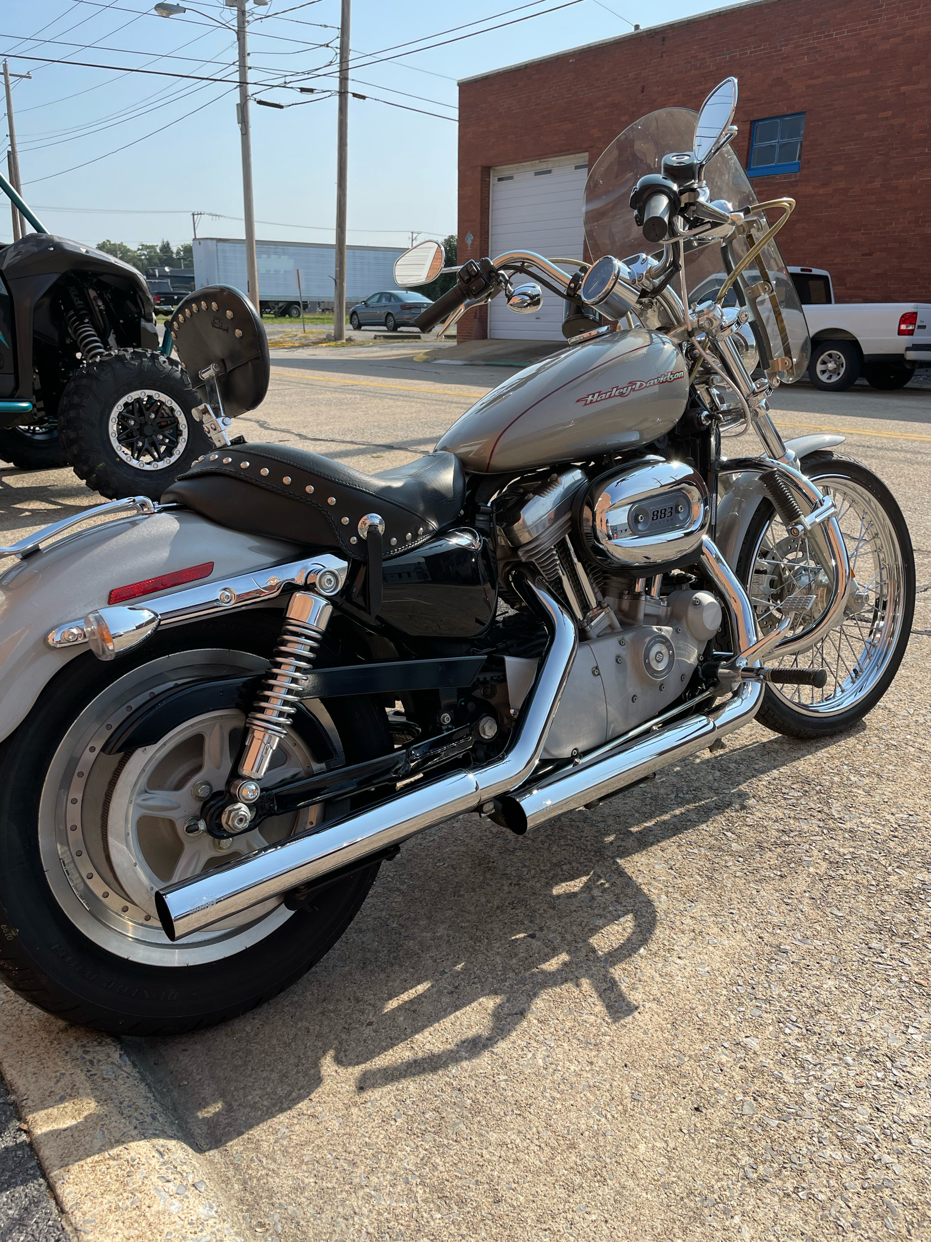 2007 Harley-Davidson Sportster® 883 Custom in Kingsport, Tennessee - Photo 2