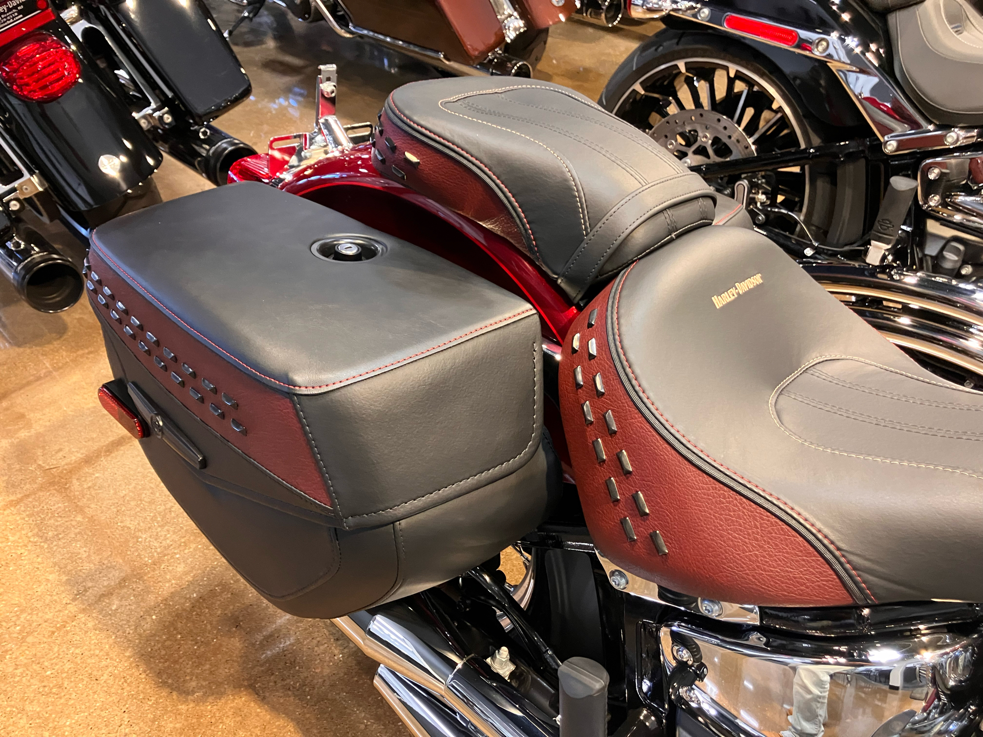 2023 Harley-Davidson ANNIVERSARY HERITAGE SOFTAIL in West Long Branch, New Jersey - Photo 4